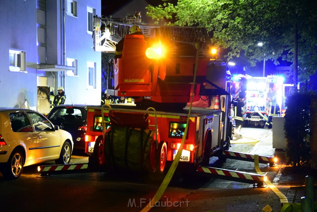 Feuer 2 Y Kellerbrand Koeln Ostheim Ruppinerstr P178.JPG - Miklos Laubert